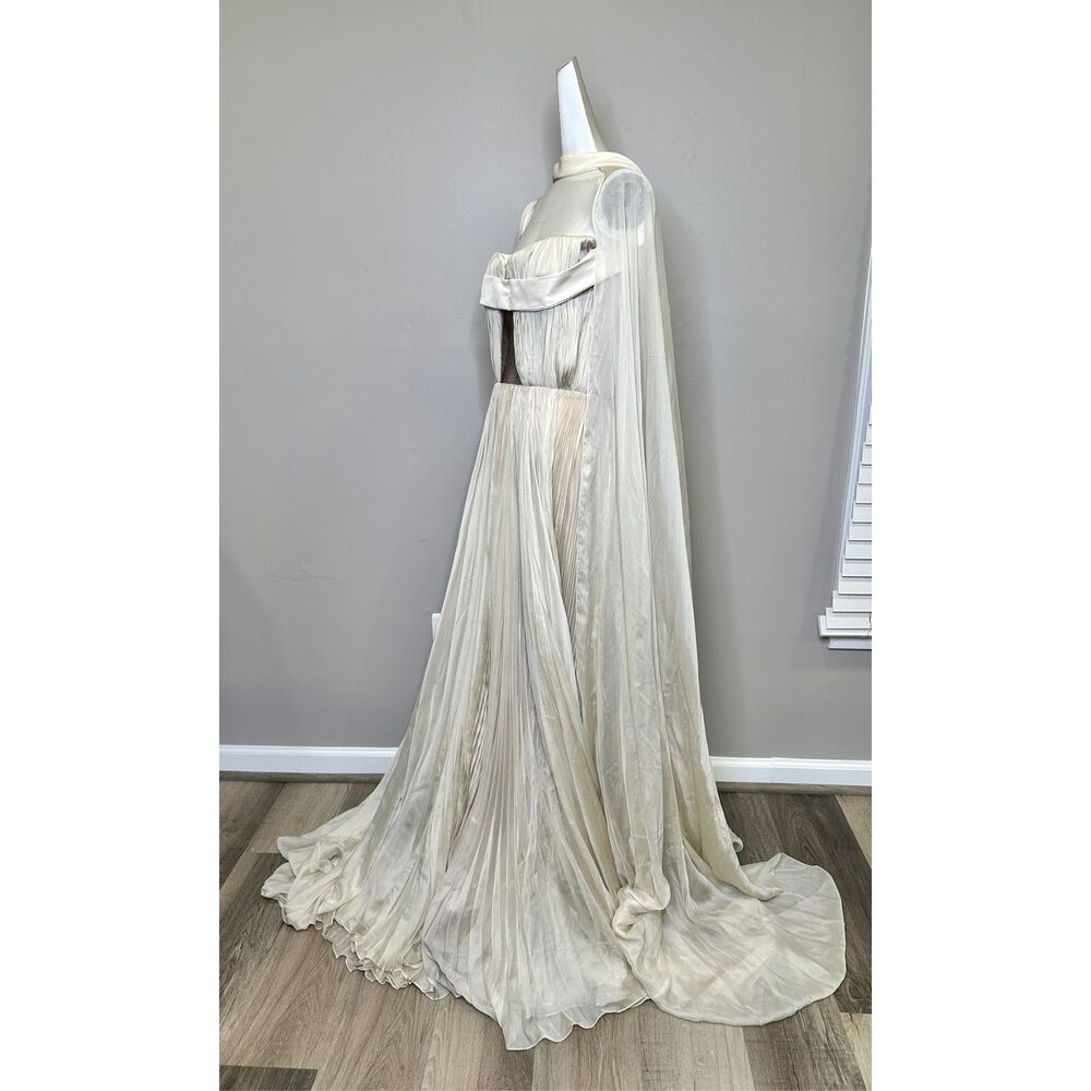 BIBHU MOHAPATRA Pleated Silk Chiffon Strapless Gown with Cape Detail US8 $9015 - Picture 8 of 16